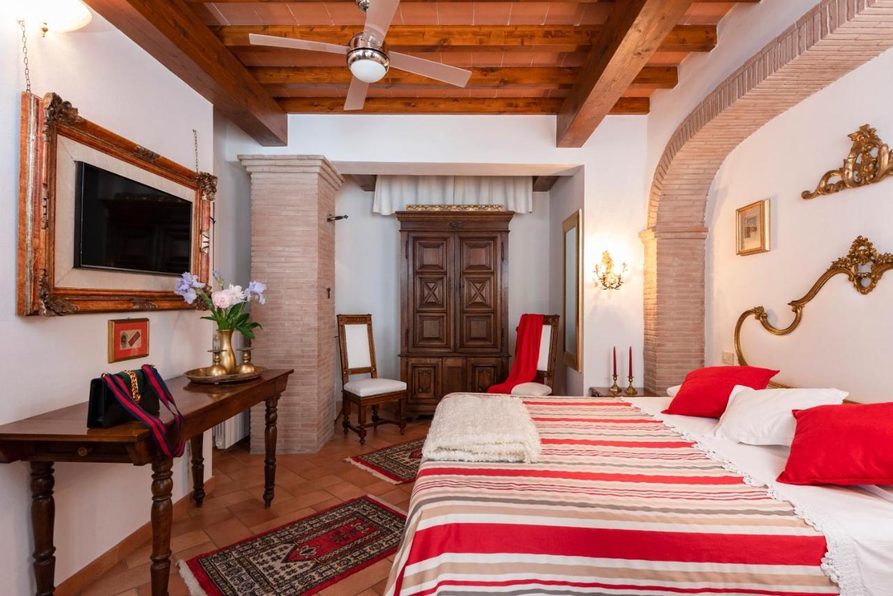 קסטליונה דלה פסקאיה Agriturismo La Rombaia מראה חיצוני תמונה