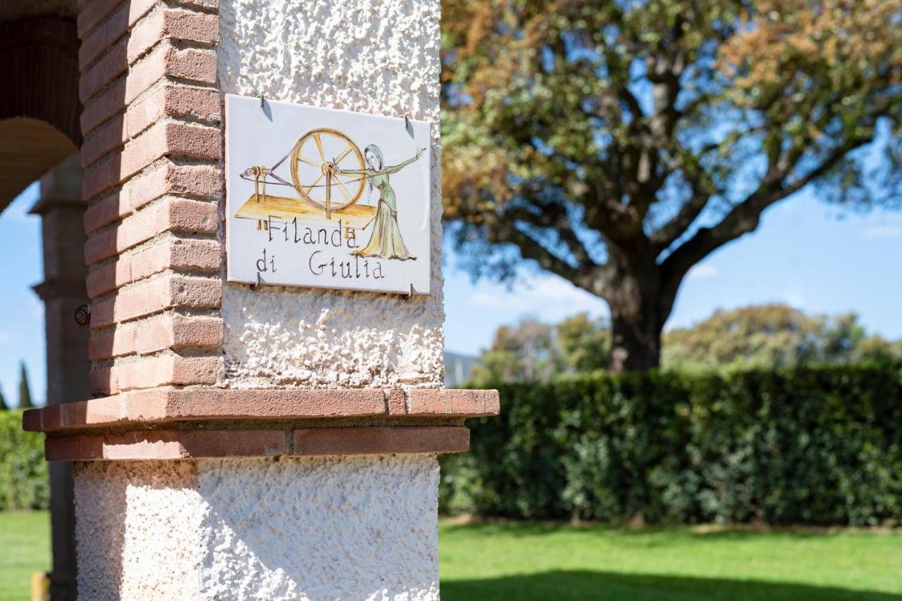 קסטליונה דלה פסקאיה Agriturismo La Rombaia מראה חיצוני תמונה